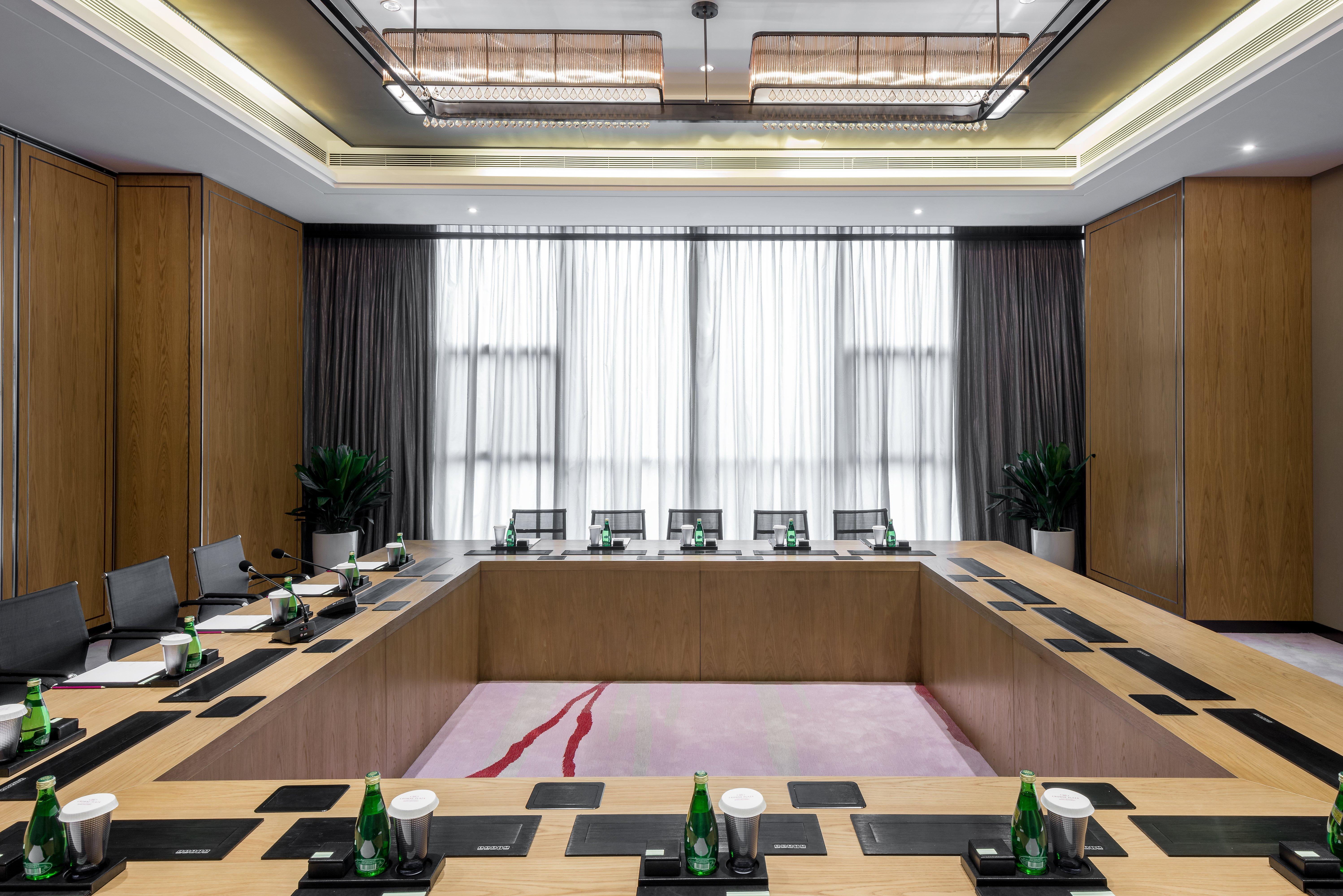 Crowne Plaza Yibin By Ihg Exterior foto
