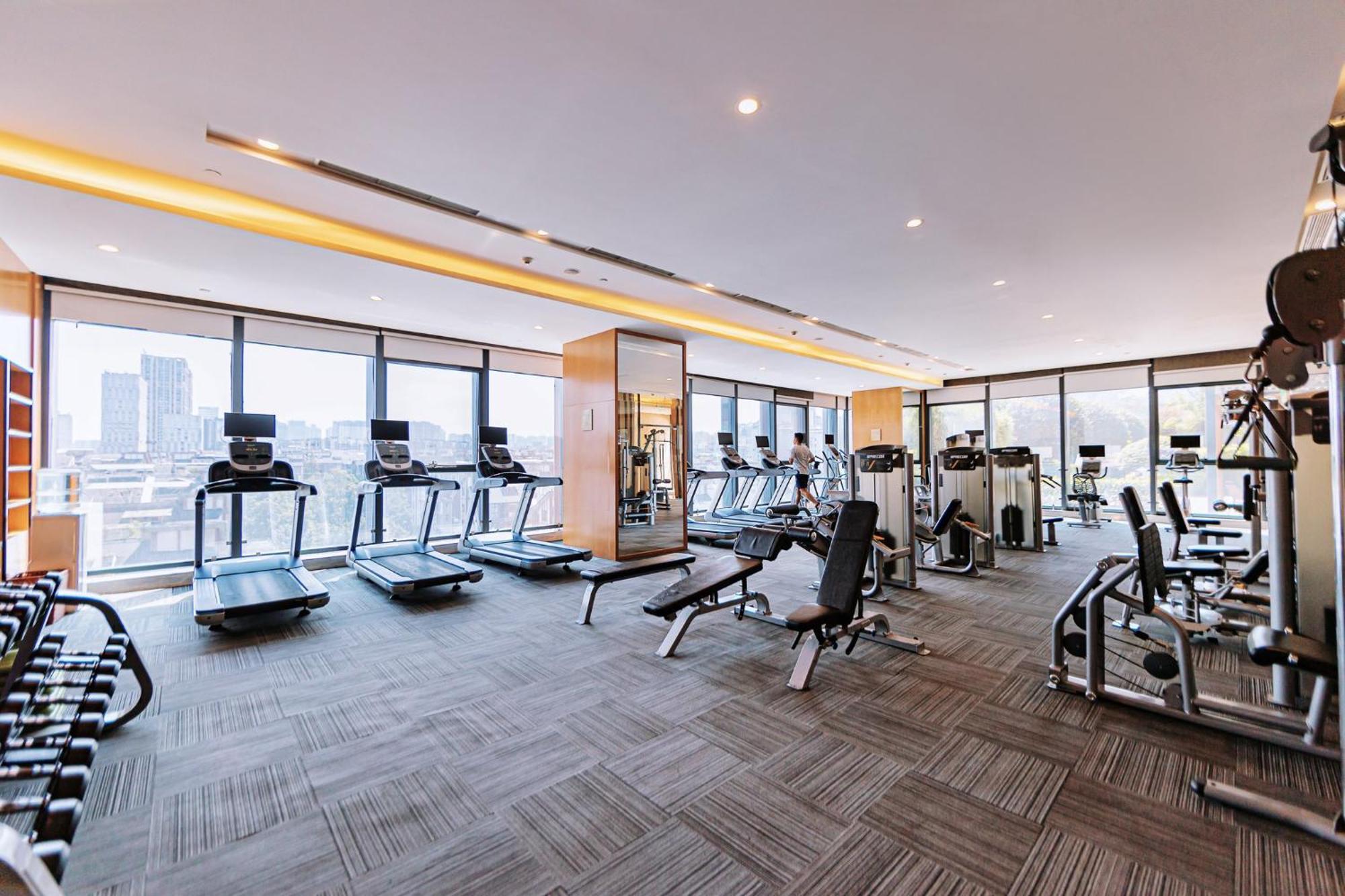 Crowne Plaza Yibin By Ihg Exterior foto