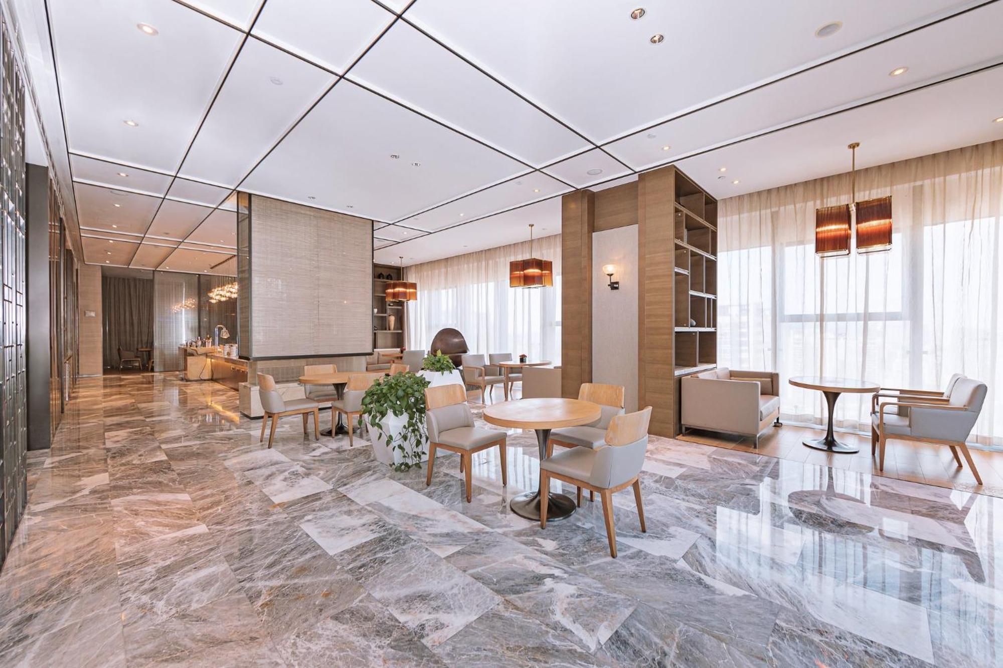 Crowne Plaza Yibin By Ihg Exterior foto
