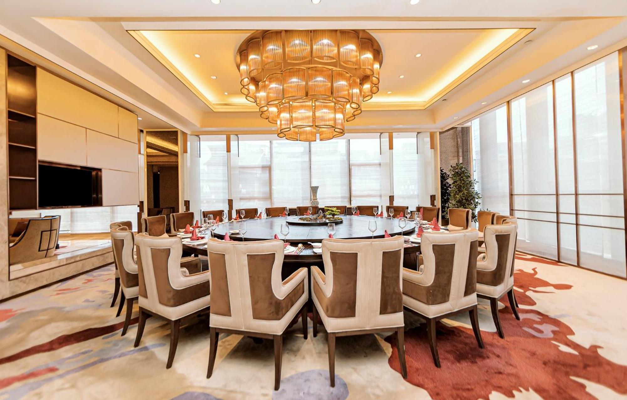Crowne Plaza Yibin By Ihg Exterior foto