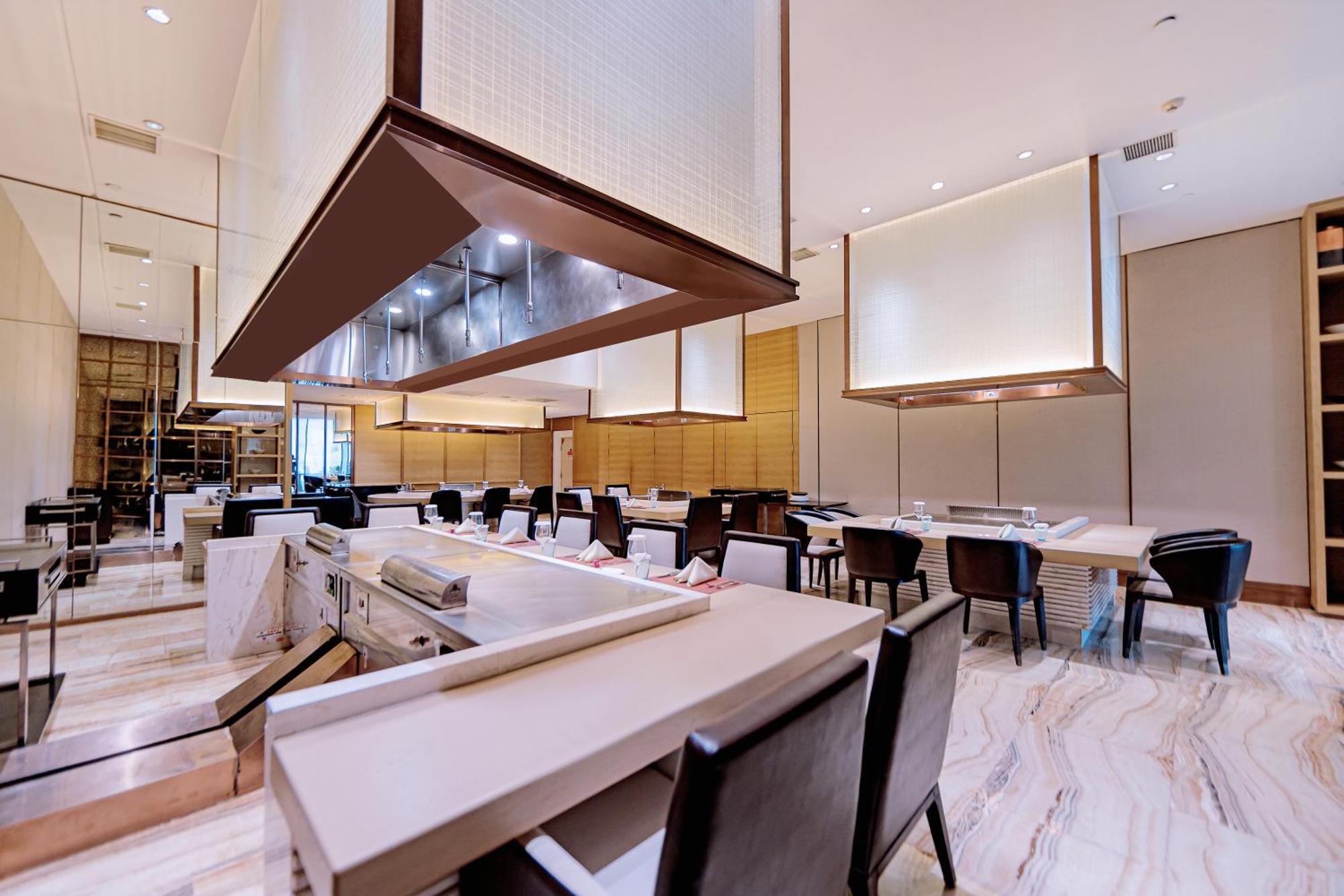 Crowne Plaza Yibin By Ihg Exterior foto