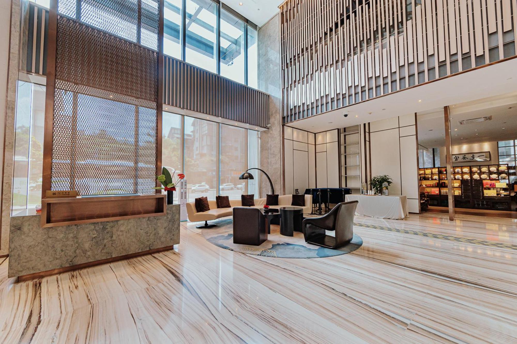 Crowne Plaza Yibin By Ihg Exterior foto